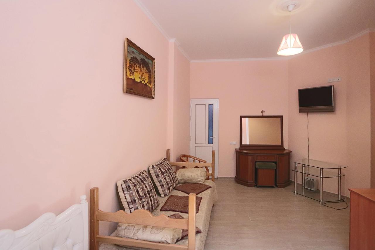 Garnim Guest House 예레반 외부 사진